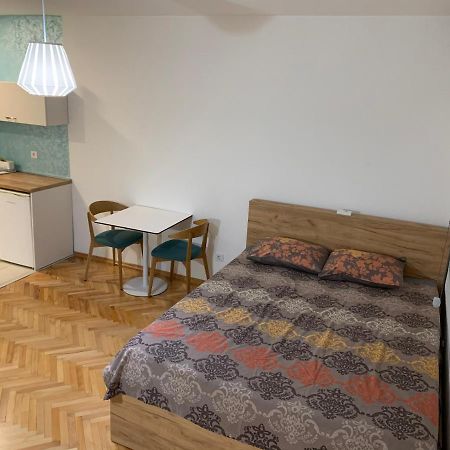 Clock Tower Apartments Podgorica Esterno foto